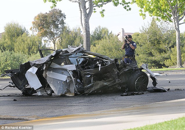 article-2332365-1A0AFD82000005DC-596_638x448